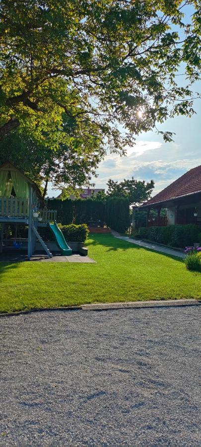 Aurora Haz Apartment Залакарос Екстериор снимка
